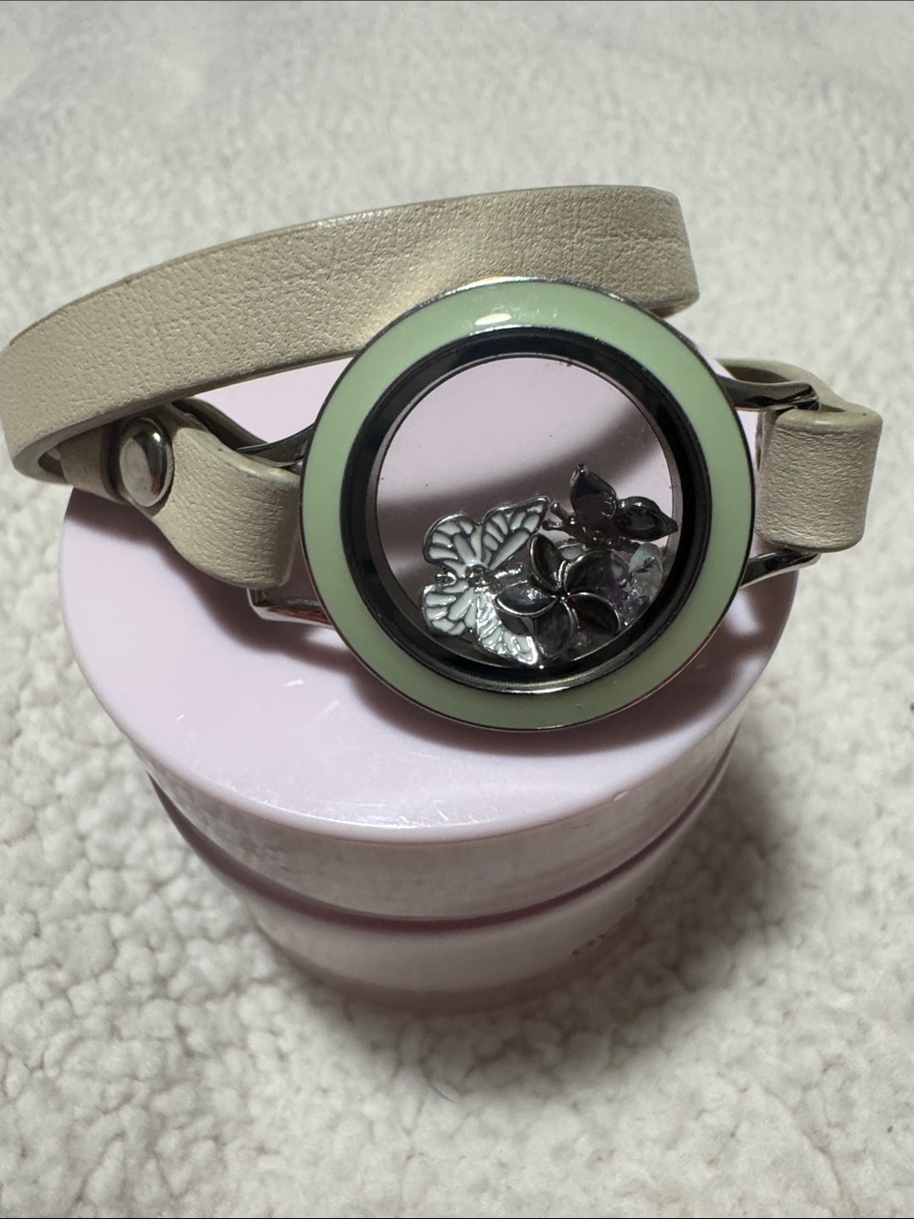 Origami Owl Beige Leather Floating Charm Watch with Mint Bezel